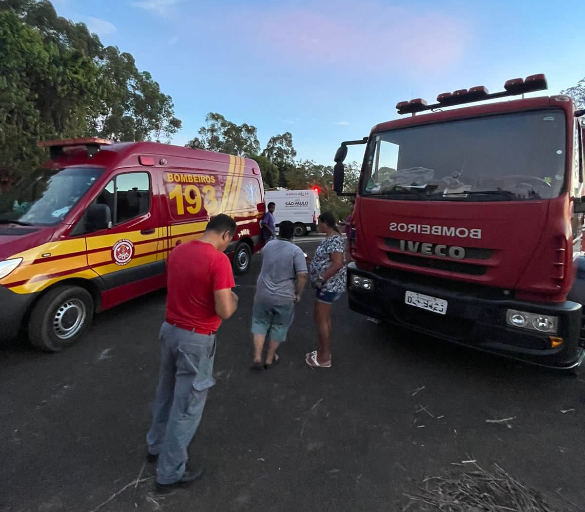 Equipe Do Resgata Adolescente Em Rea Rural De Artur Nogueira Ap S