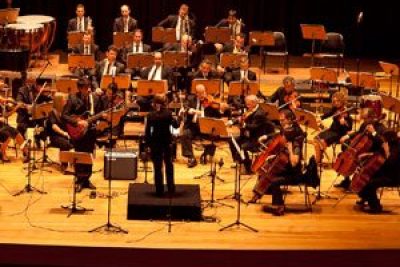 Orquestra Sinfônica se apresenta no Tupec