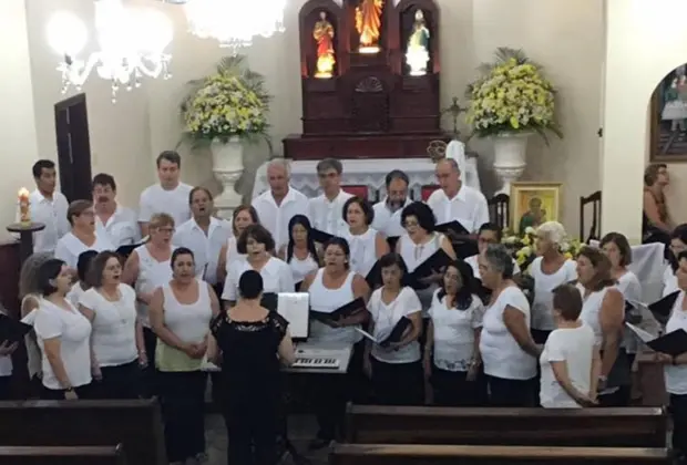 Coral Cidade de Itapira se apresenta na Festa de São José da Vila Secchi
