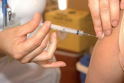 Campanha de vacinação contra gripe tem esforço concentrado neste sábado, dia 13