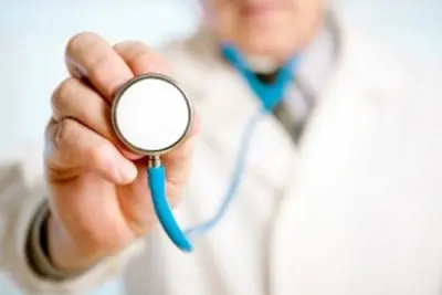 Médicos estrangeiros poderão ficar por mais três anos no Mais Médicos
