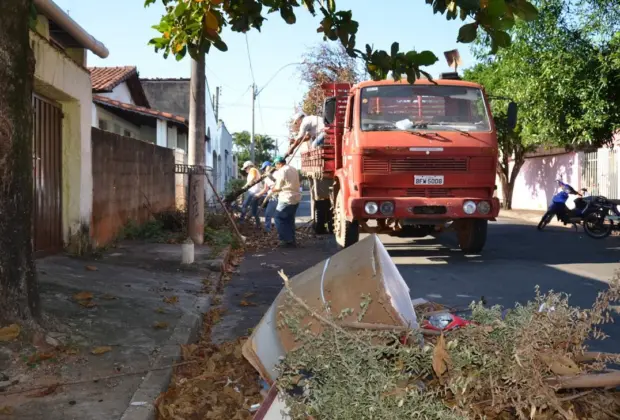 Em Itapira, coleta da Operação Rapa Tudo continua