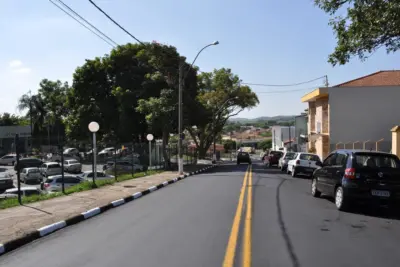 Itapira: rua Reverendo Alfredo Guimarães recebeu recapeamento e pintura
