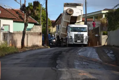 Iniciada recuperação das Ruas Lindoia e Manoel Pereira em Itapira