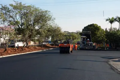 Recape da Avenida Emília Marchi deve ser concluído na próxima semana