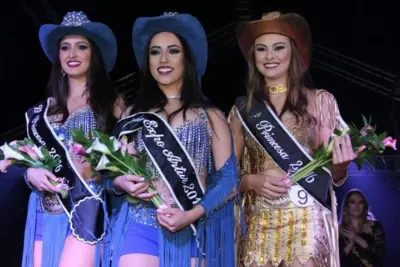 Expo Artur elege Rainha e Princesas da edição 2016