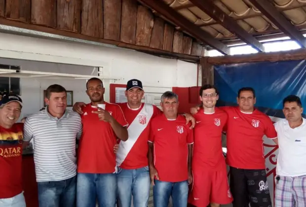 Campeonato de futebol termina com comemoração em Santo Antônio de Posse