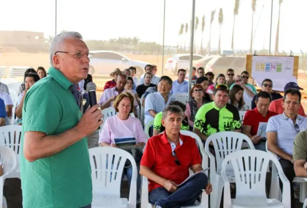 Ceaflor realiza o “Dia da Ação” em Holambra