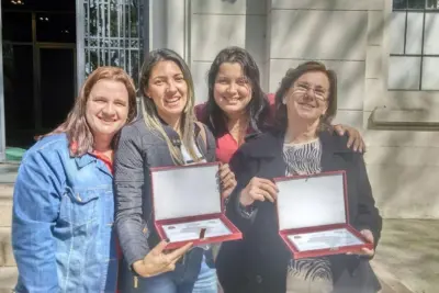 Amparo recebe 2 prêmios estaduais de reconhecimento na área da Saúde