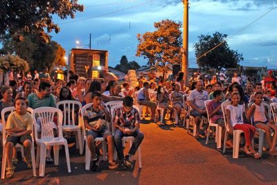 Prefeitura leva Cinema ao Palmeiras nessa sexta, em Holambra