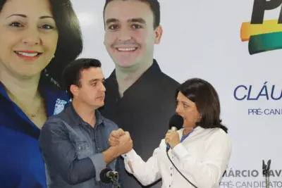 “Vou fazer um governo não só com a caneta na mão mais com o coração” diz Cláudia Botelho