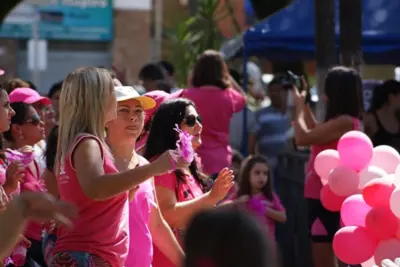 Caminhada Outubro Rosa movimentou região central em Itapira