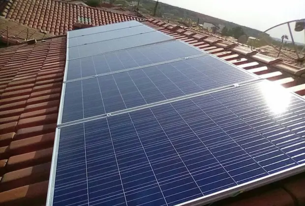 AZ BUSINESS implanta sistema de placas solares em Mogi Guaçu