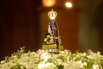 Comunidade de Nossa Senhora Aparecida homenageia a Padroeira do Brasil