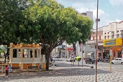 Vereadores e prefeito eleitos recebem pauta de reivindicações do comércio local
