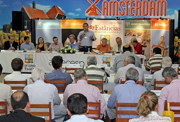 Holambra sedia nessa sexta encontro de prefeitos eleitos de Estâncias Paulistas