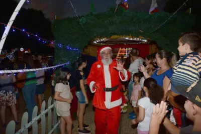 Papai Noel chega para animar Natal Luz e Natal Encantado