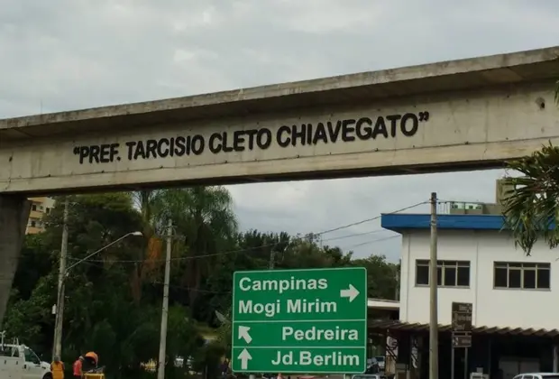 Ponte da Maria-Fumaça ganha nome do atual prefeito da cidade