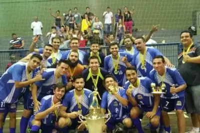 Futsal de Amparo conquista a Liga Campineira