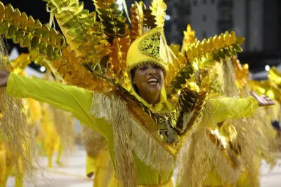 Com Holambra no enredo, Amazonense leva Estandarte de Ouro e 4ª colocação no Carnaval de Santos