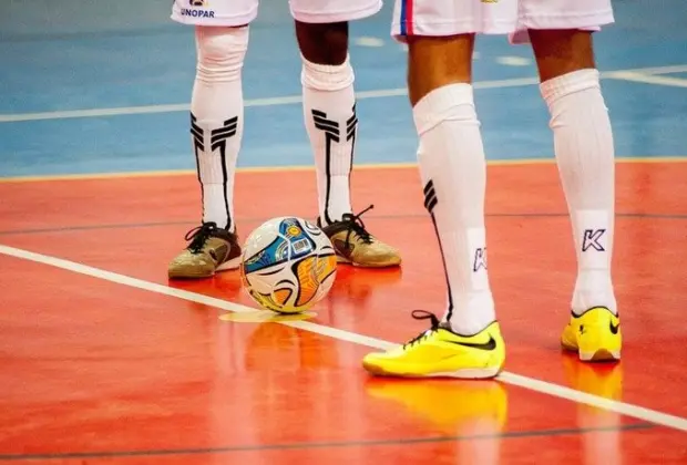 Goleadas, empates e briga pela liderança marcam a semana do Municipal de Futsal