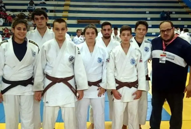Judocas de Amparo garantem vaga para a Fase Final do Paulista