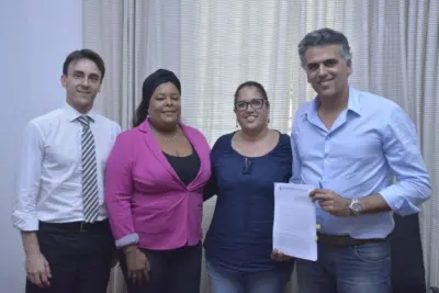 Prefeito Gustavo Reis assina repasses financeiros à Ong Xodó de Bicho