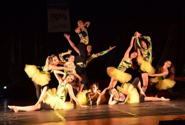 Festival de Dança reúne bailarinos de cinco cidades