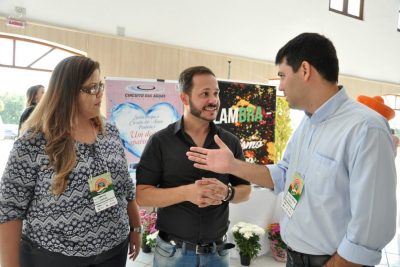 Equipe itapirense participa de Fórum de Turismo em Holambra