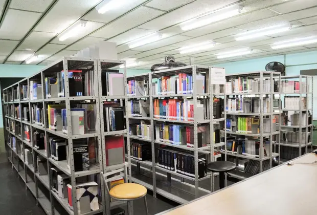 Faculdade Municipal ampliará biblioteca para atender novos recursos