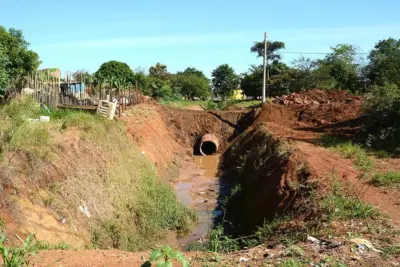 Prefeitura retoma obras de canal que foram paralisadas em 2012