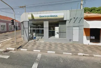 Agência do Banco do Brasil é invadida em Posse