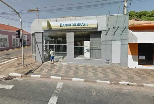 Agência do Banco do Brasil é invadida em Posse