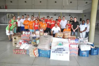 Recreativa entrega quase duas toneladas de alimentos ao Fundo Social