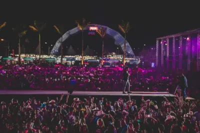 Jorge & Mateus, Guilherme & Santiago e Gustavo Mioto agitam a segunda noite do Jaguariúna Rodeo Festival 2017