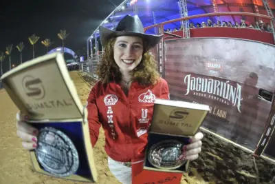 Com show na final, Rafaela Fortunato leva prova dos Três Tambores no JRF 2017