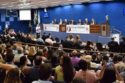 Vereadores participam de Ciclo de Debates do Tribunal de Contas de SP