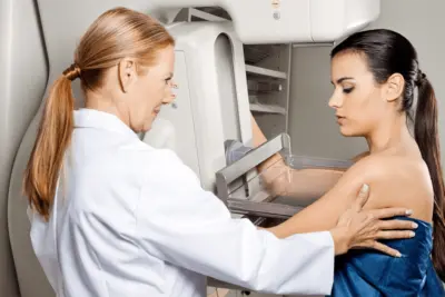 Mutirão do Outubro Rosa zera fila de espera por exames de mamografia em Holambra