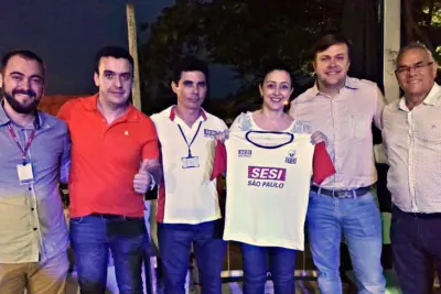 Prefeitura e SESI realizam entrega dos uniformes do programa Atleta do Futuro