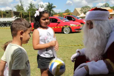 Natal Solidário leva presentes a cerca de 2.000 crianças holambrenses