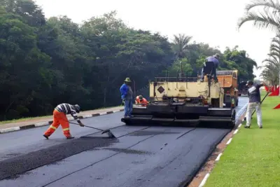 Prefeitura inicia última etapa de recapeamento da Mário Bonano