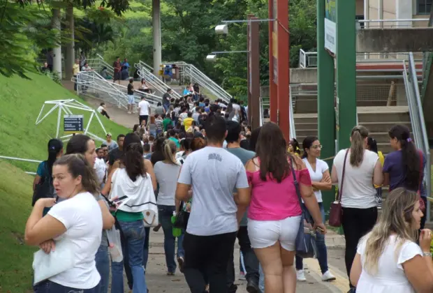 Cerca de 10 mil candidatos realizaram concurso público da Prefeitura de Jaguariúna neste domingo