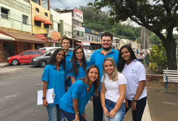 Projeto Cidadania realiza pesquisa com os turistas que visitam Pedreira