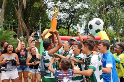 Holambra bate Guarani e leva título do sub-15 na Copinha