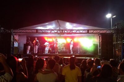 Mais de Cinco Mil Pessoas prestigiaram o show da virada no São Dimas