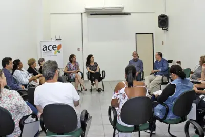 Prefeitura e ACE se reúnem com comerciantes para planejar Natal de 2018