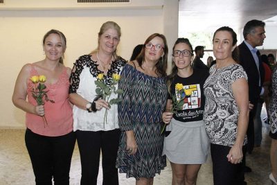 Dia Internacional da Mulher: Prefeitura homenageia servidoras municipais com Café da Manhã