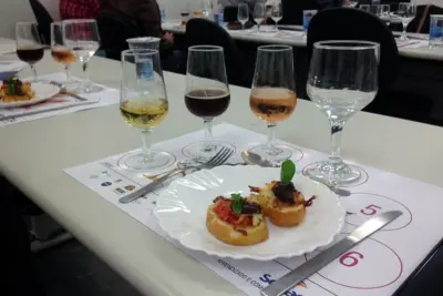 Circuito de Bebidas no Senac Mogi Guaçu reforça a importância da harmonização entre pratos e bebidas