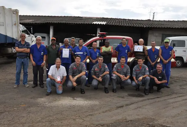 Secretário recebe homenagem do Corpo de Bombeiros