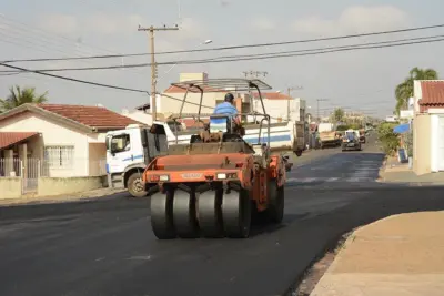 Avenida Carlos Braga de Faria começa a ser recapeada